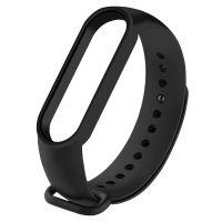 Ремешок для Xiaomi Mi Band 6 силиконовый <черный> ― Nsk.OnlineBazar.su
